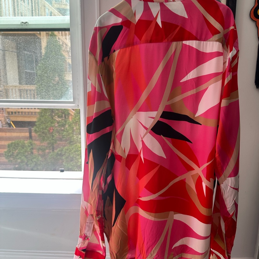 Vibrant Abstract Print Button-Up - Picture 4 of 7